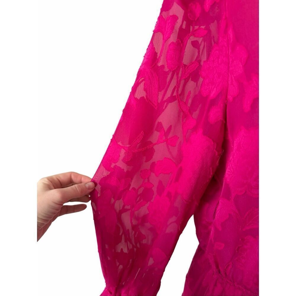 Evereve Mini Dress V Neck Long Sleeve Floral Fit and Flare Pink Fuchsia size Lar - Picture 11 of 13